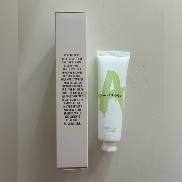 New! Aceology Green Tea Mask - Picture 4 of 5